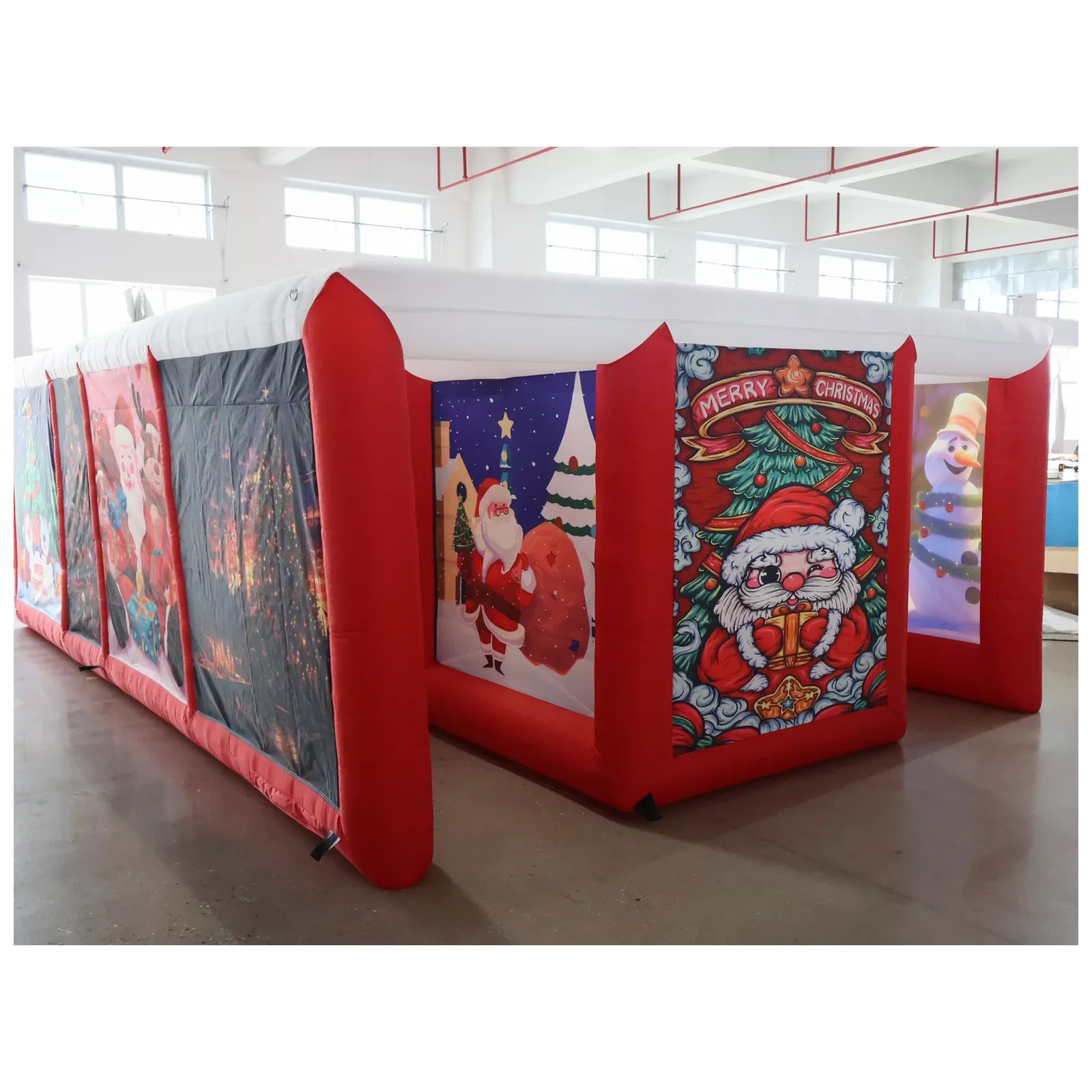 Outdoor Red Covered Inflatable - Outdoor Adventure Rentals recension och pris