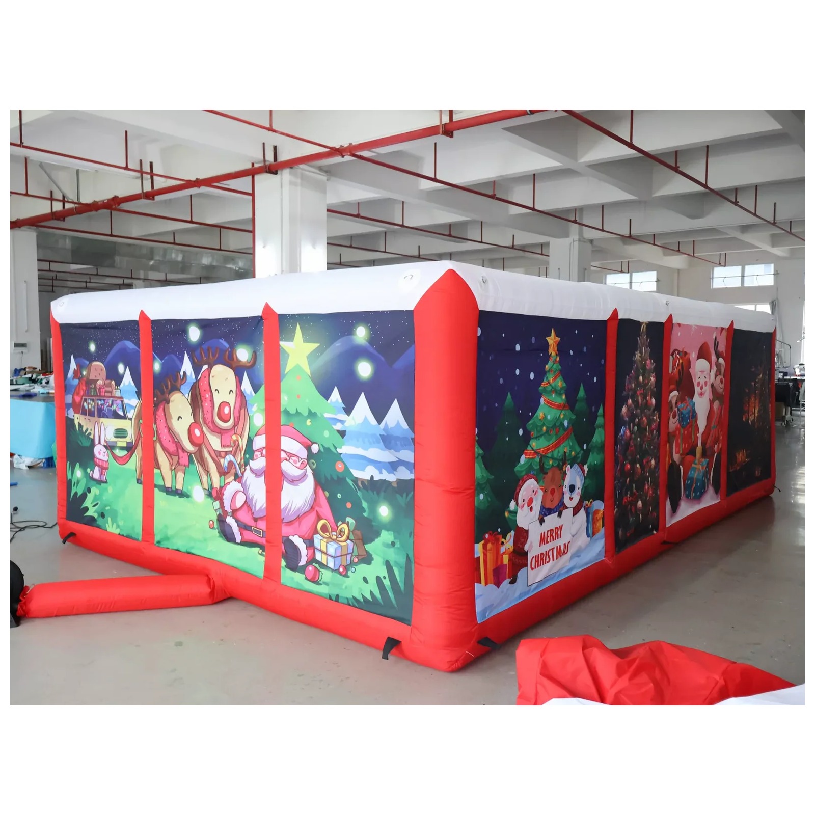 Outdoor Red Covered Inflatable - Outdoor Adventure Rentals recension och pris